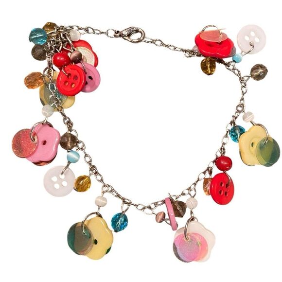 BOUTIQUE Button Charm Bracelet - Picture 1 of 5
